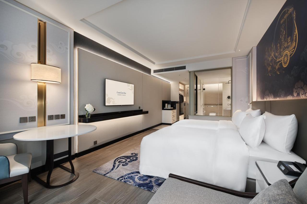 Grande Centre Point Surawong Bangkok Hotel Exterior photo Deluxe Room